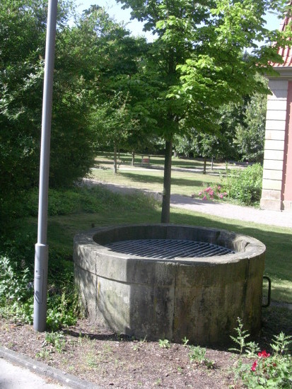 Alter Brunnen